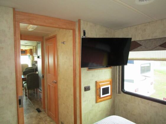 2007 winnebago journey 34h specs